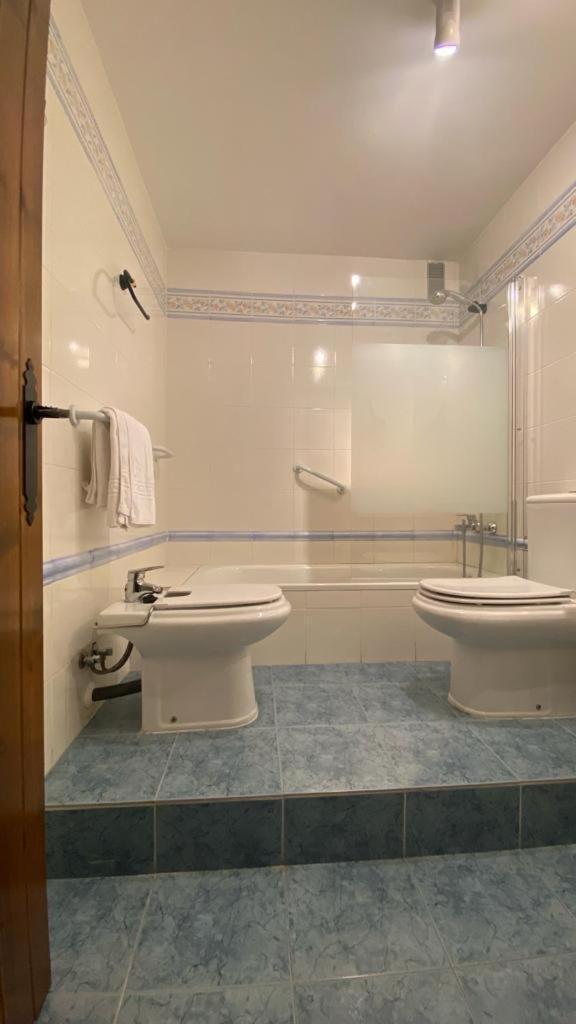 Apartamentos Nogueret Benasque Eksteriør billede